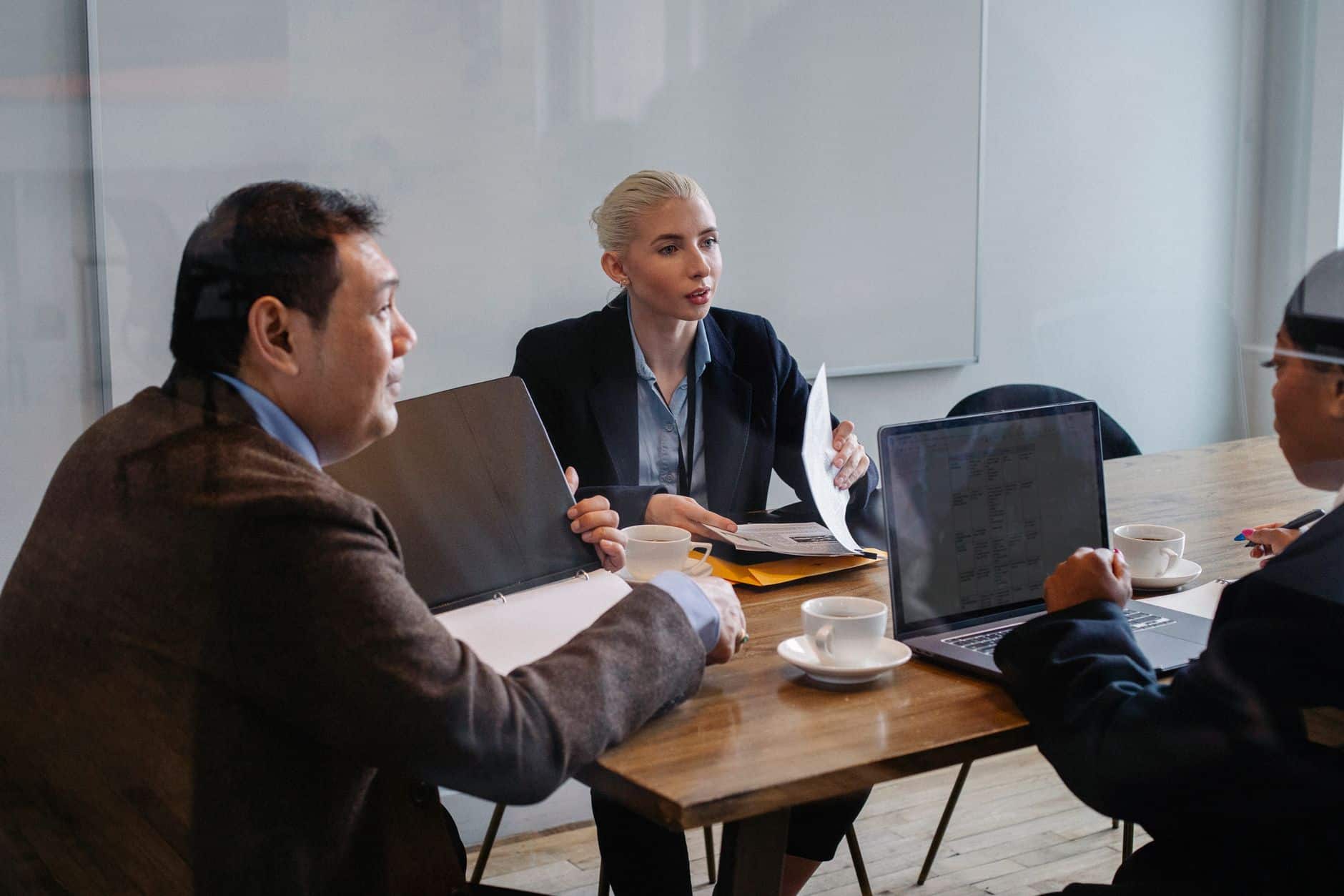 Dirigeant PME cession titres abattement plus-value mobilière