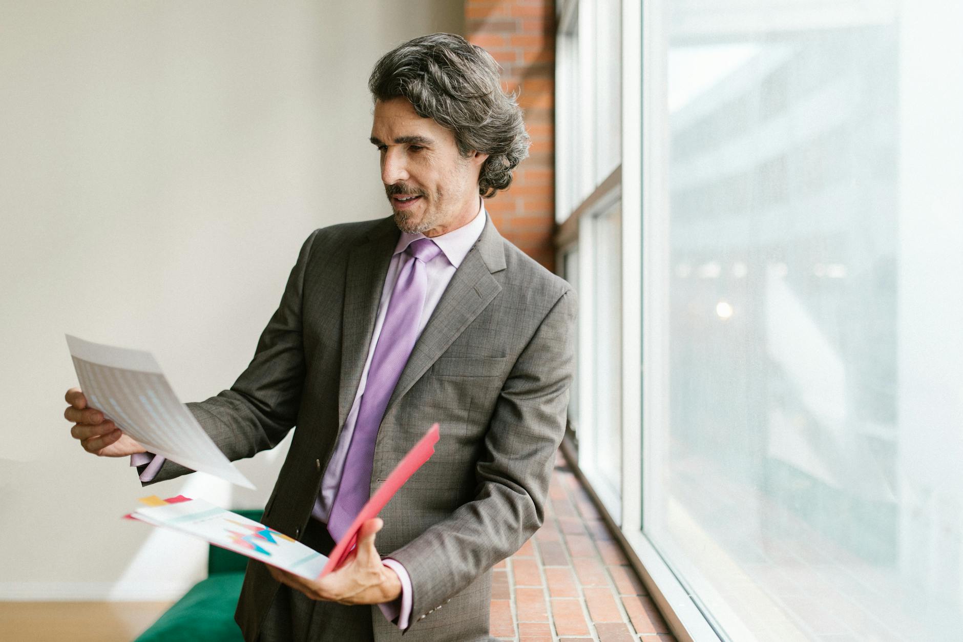 Entrepreneur français consultant documents financiers pour optimisation cession entreprise 150-0 B ter