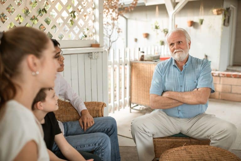 Don manuel entre parent et enfant adulte succession