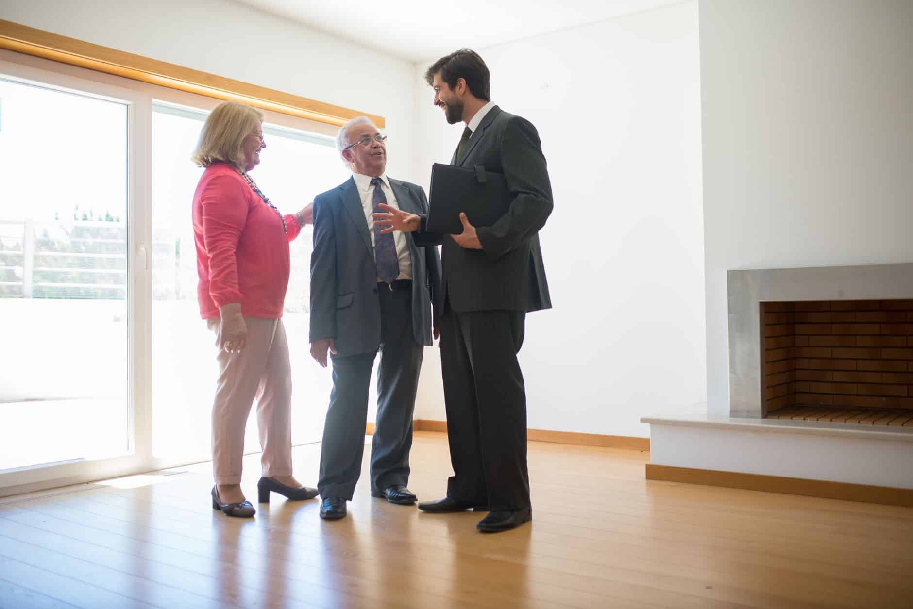 Couple calculant exonération plus-value immobilière résidence secondaire 2026