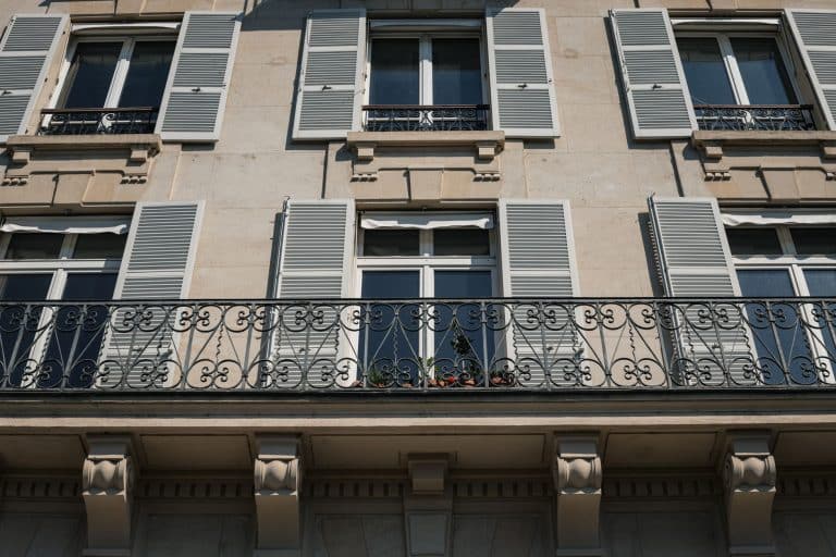 Immeuble ancien rénové éligible Pinel ancien en France, réhabilitation façade