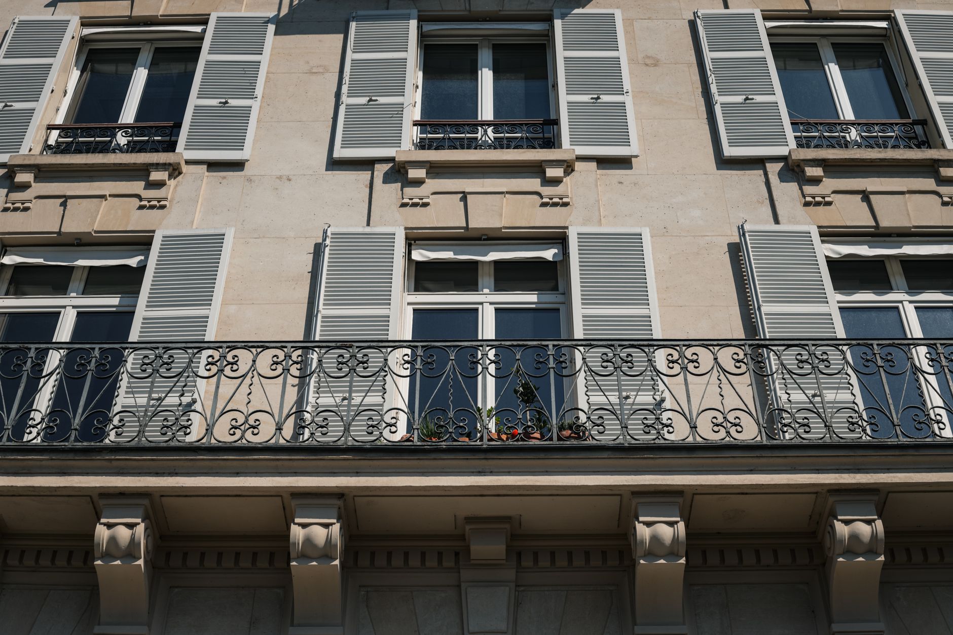 Immeuble ancien rénové éligible Pinel ancien en France, réhabilitation façade