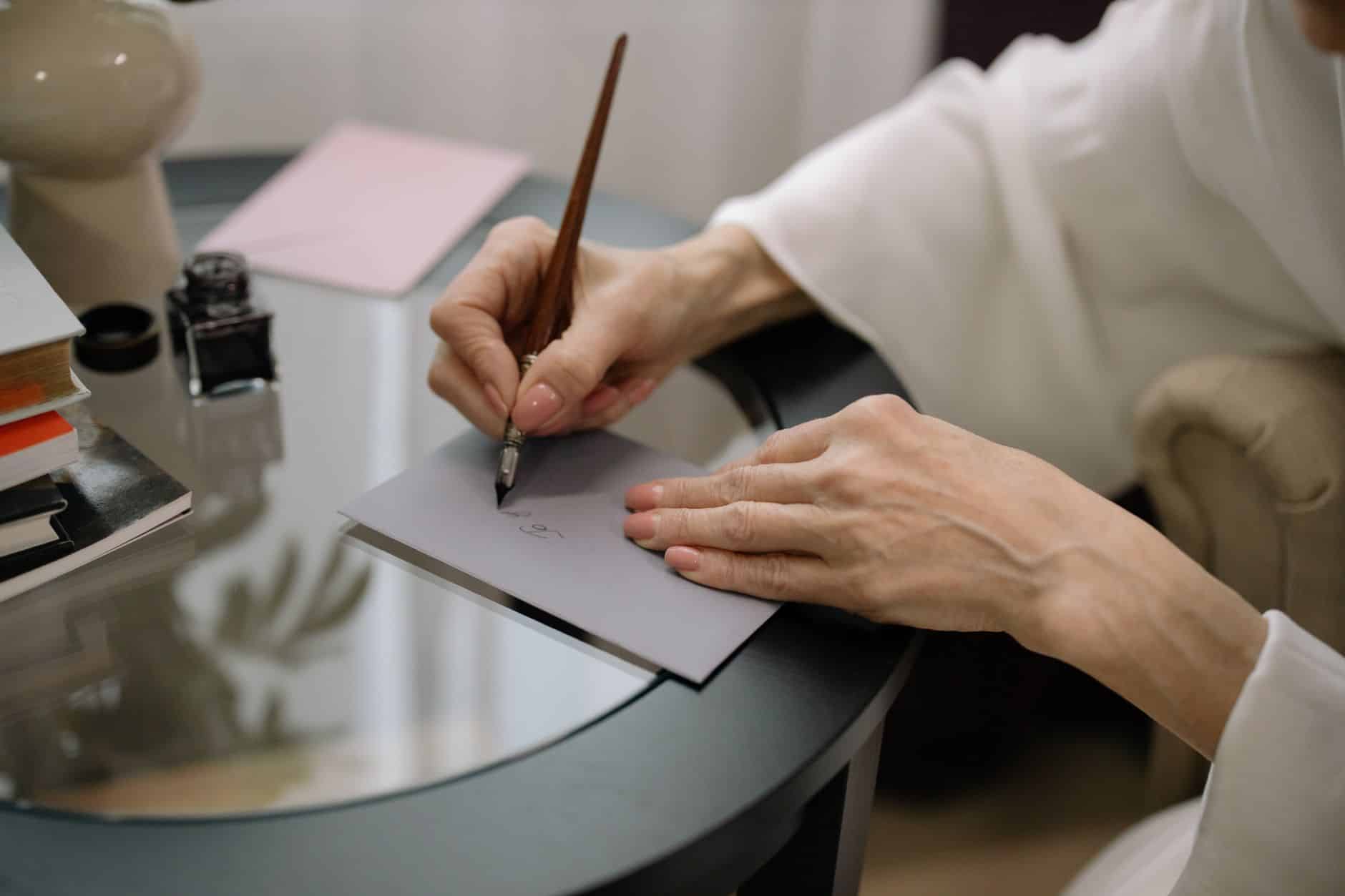 Rédaction manuscrite d'un nouveau testament olographe pour annulation