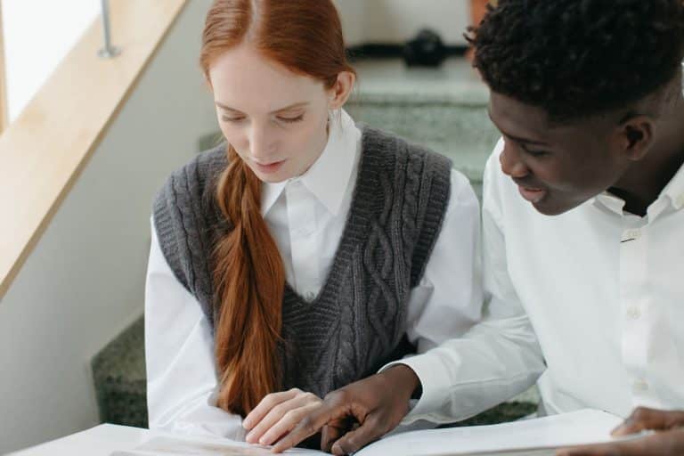 Couple étudiant contrat PTZ pour location logement résidence principale