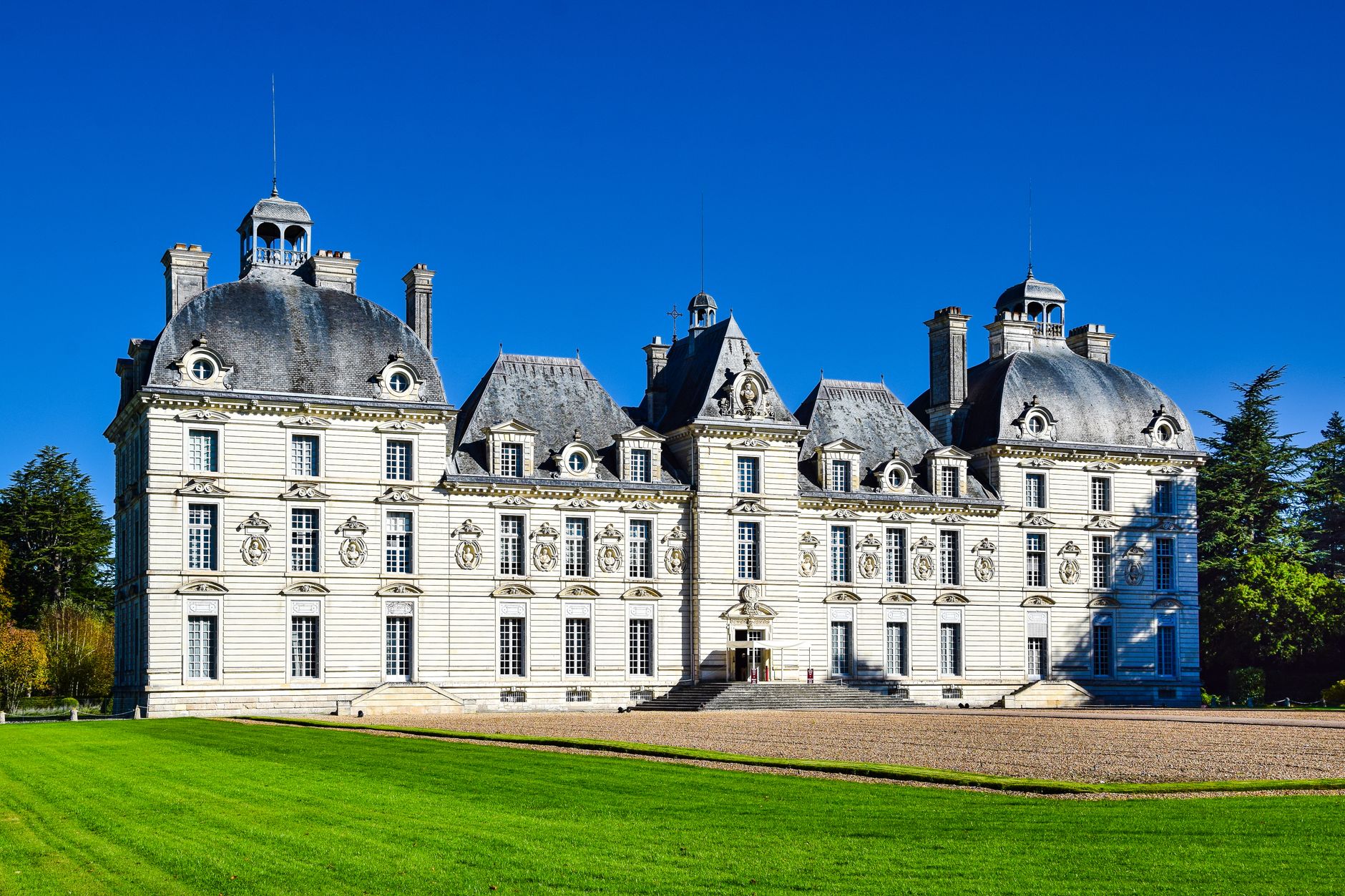 Domaine viticole à vendre en France avec manoir en pierre