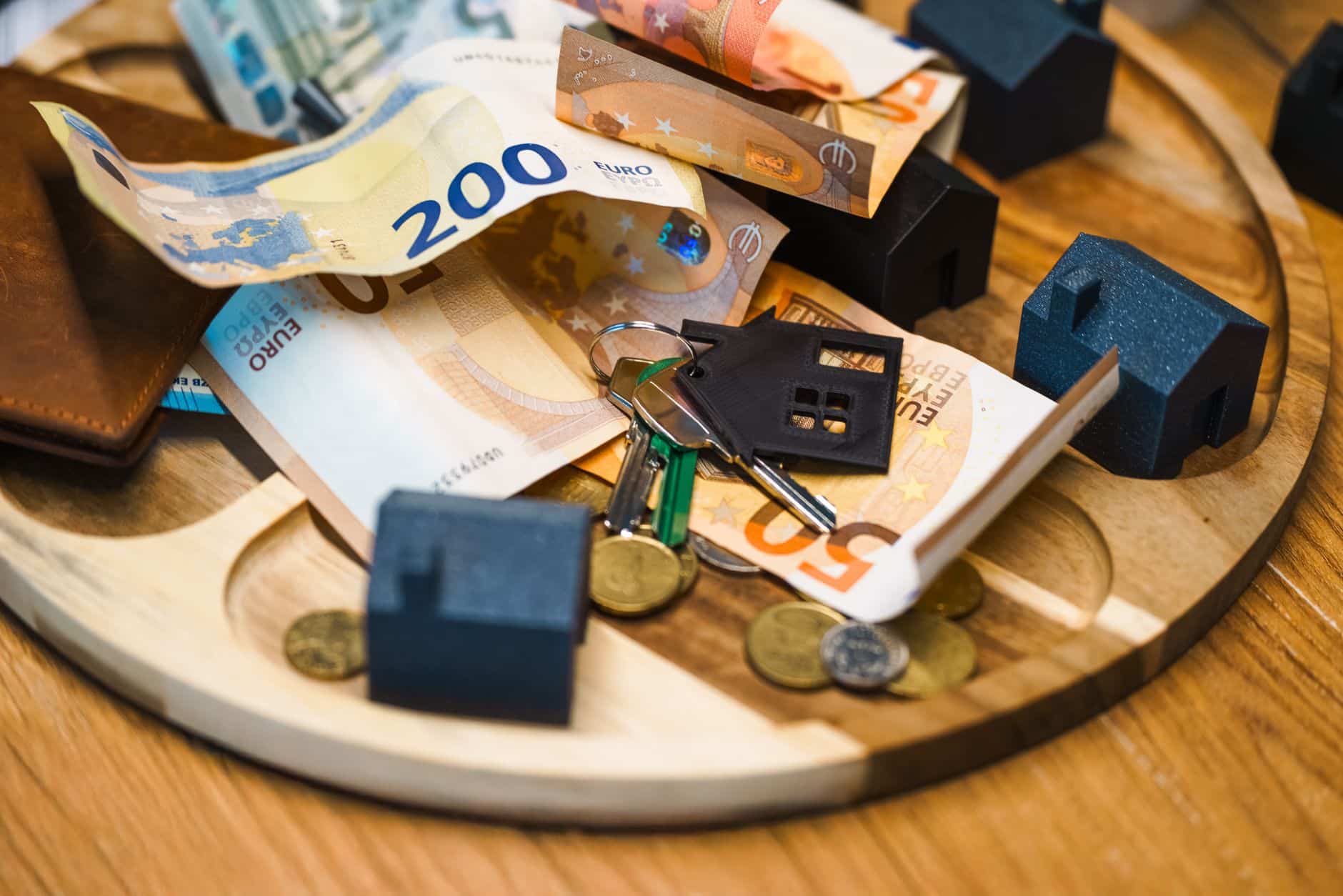 Dépôt de garantie location et clés sur contrat de bail